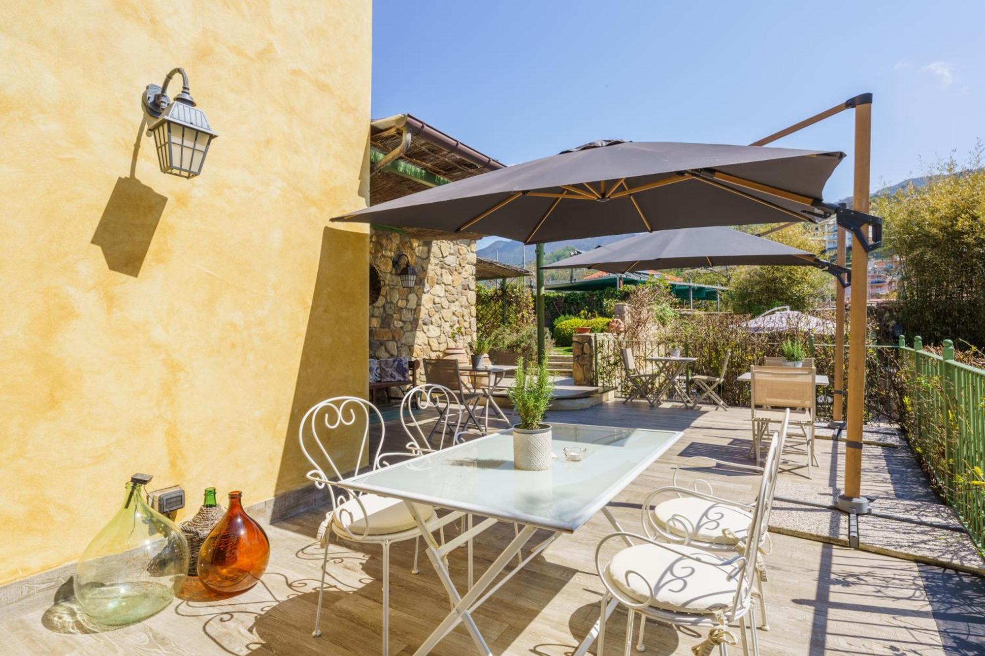 Bed & Breakfast La Rocca Maison De Charme
