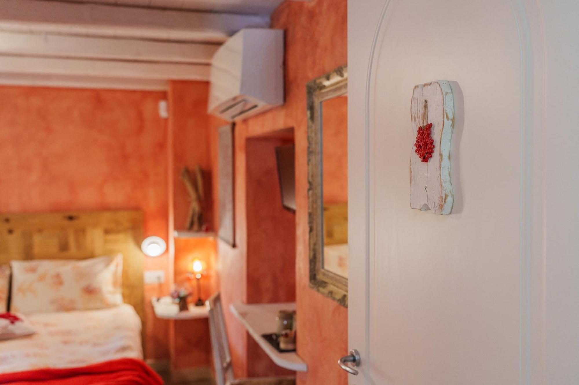 Bed & Breakfast La Rocca Maison De Charme