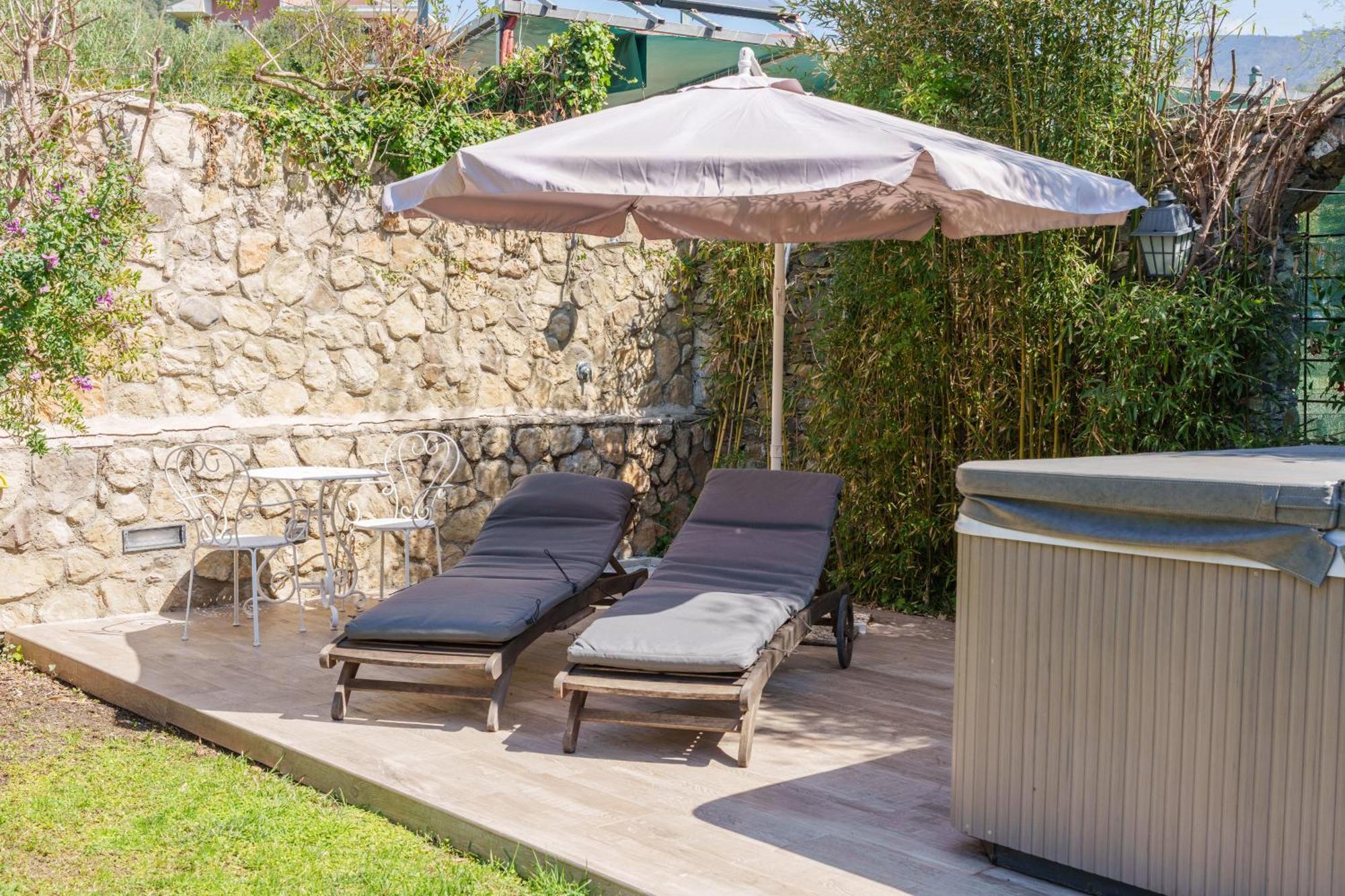 La Rocca Maison De Charme Bed & Breakfast 3*